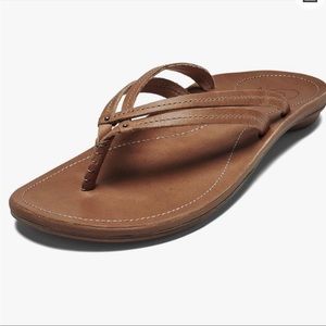 OluKai U’I leather sandals flip flops womens 7